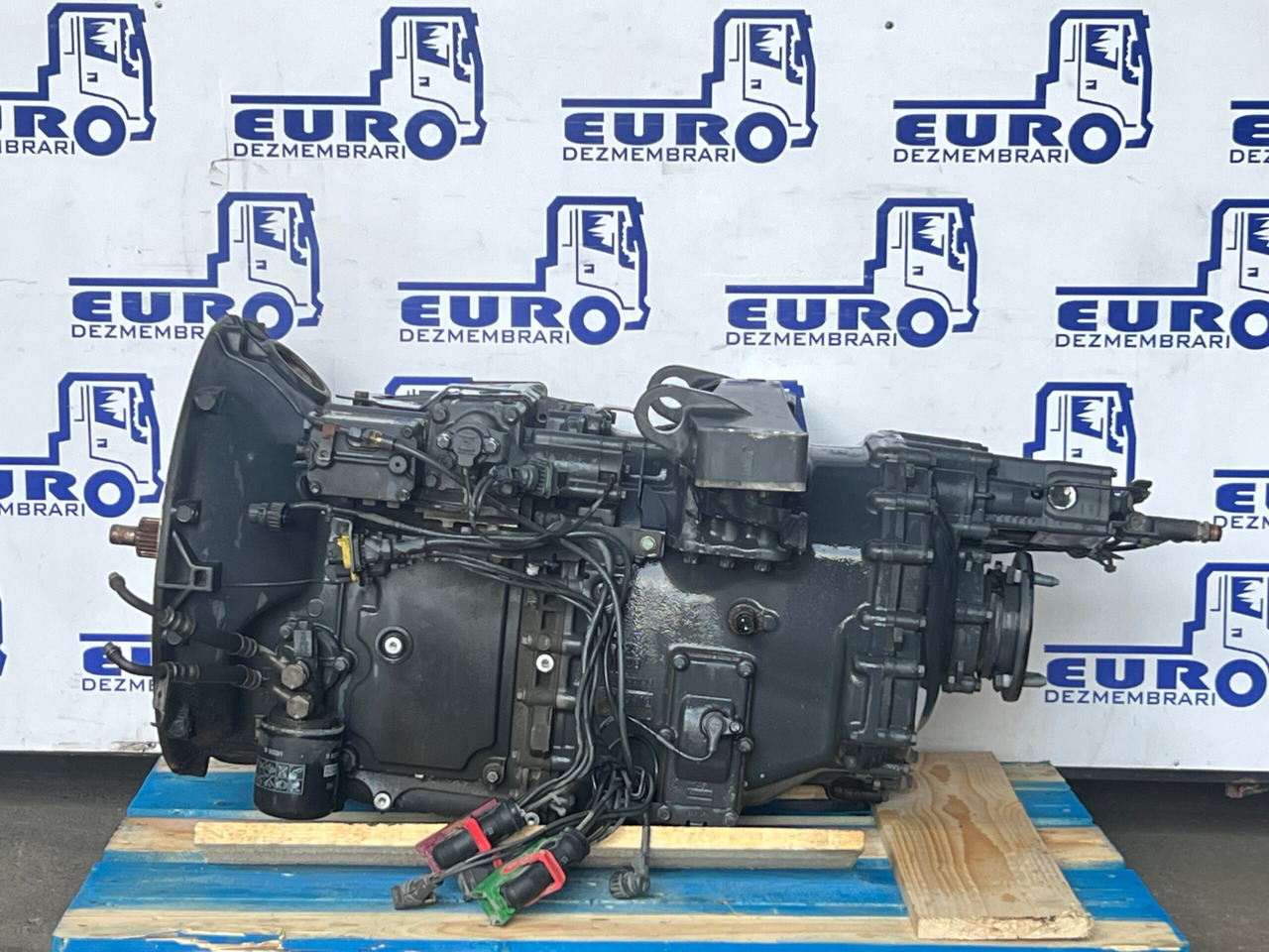 CUTIE VITEZE AUTOMATA FARA RETARDER TIPMATIC 14 DD MAN TGX 81.32004.6415 - Gearbox for Truck: picture 1 CUTIE VITEZE AUTOMATA FARA RETARDER TIPMATIC 14 DD MAN TGX 81.32004.6415 - Gearbox for Truck: picture 1