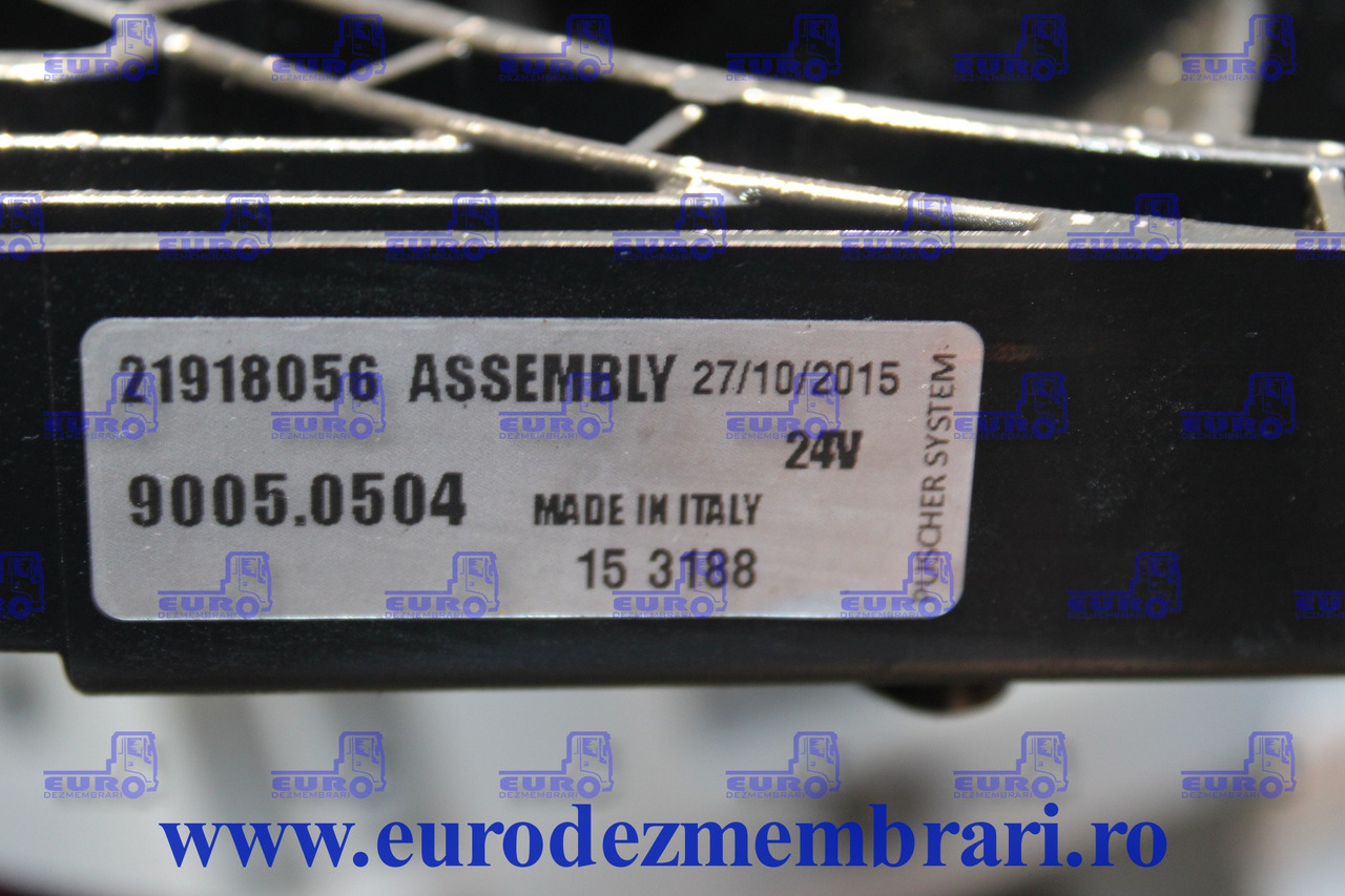 VENTILATOARE RACIRE VOLVO FH4 21918056 - Radiator for Truck: picture 3 VENTILATOARE RACIRE VOLVO FH4 21918056 - Radiator for Truck: picture 3