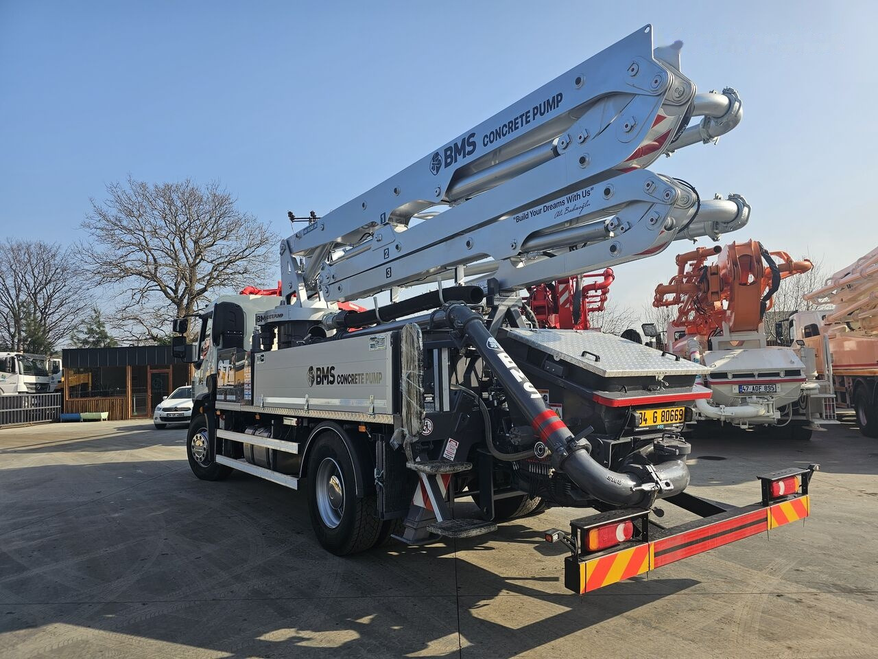 New Concrete pump truck DAF LF 310: picture 12