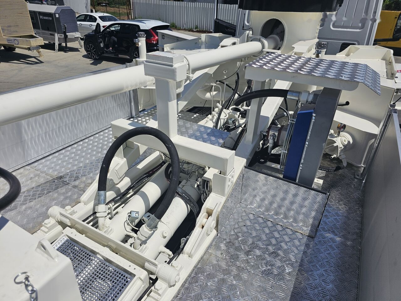 New Concrete pump truck DAF LF 310: picture 14