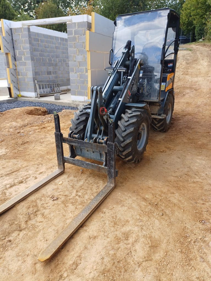 Giant G2500 HD - Skid steer loader: picture 2 Giant G2500 HD - Skid steer loader: picture 2