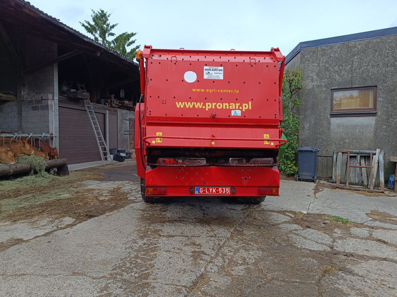 Pronar Herkules 14 - Manure spreader: picture 5 Pronar Herkules 14 - Manure spreader: picture 5
