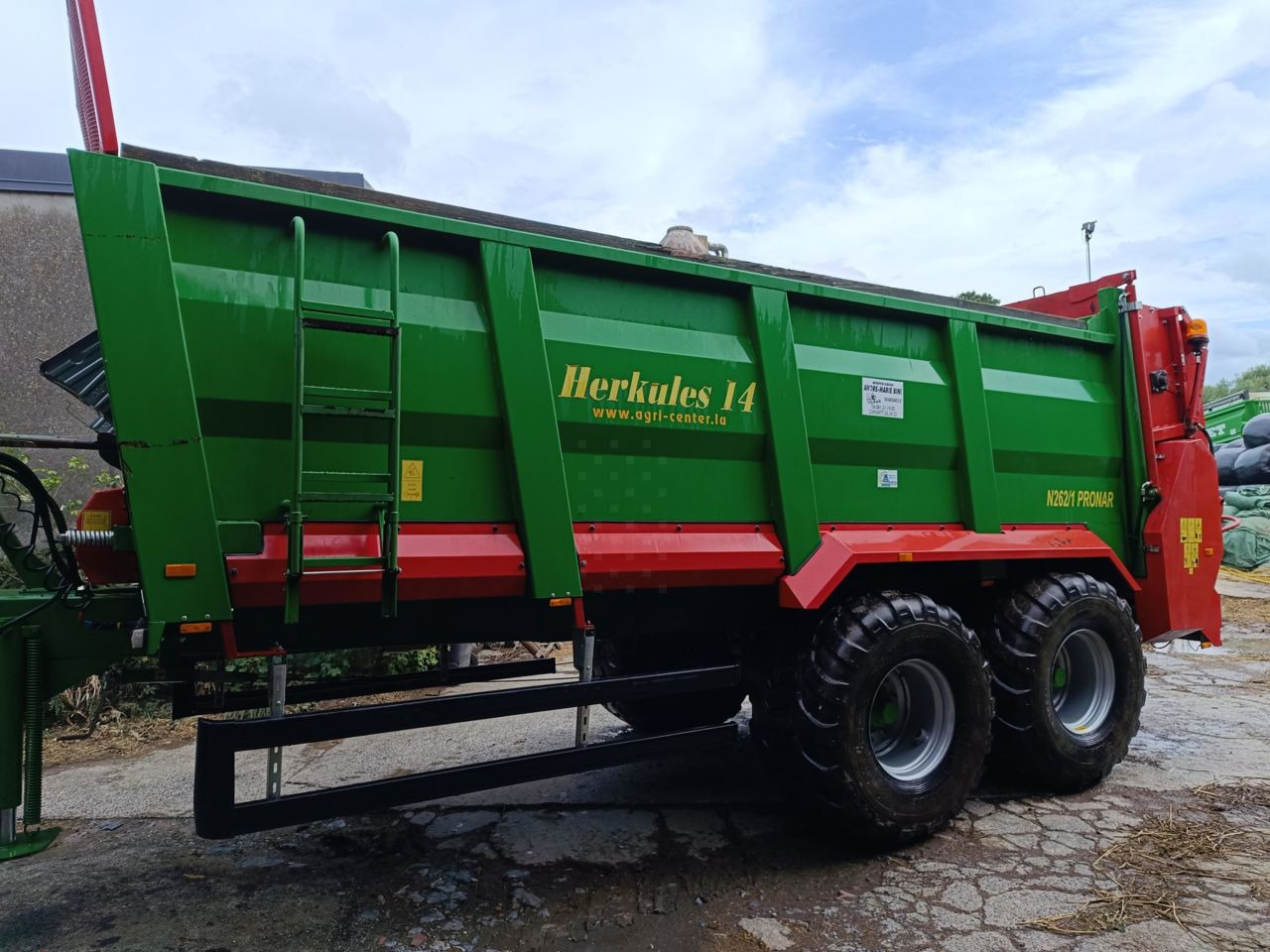Pronar Herkules 14 - Manure spreader: picture 1 Pronar Herkules 14 - Manure spreader: picture 1