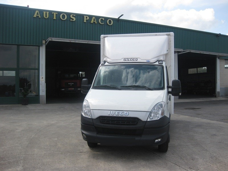 IVECO 35C15 CAJA CERRADA - Box van: picture 1 IVECO 35C15 CAJA CERRADA - Box van: picture 1