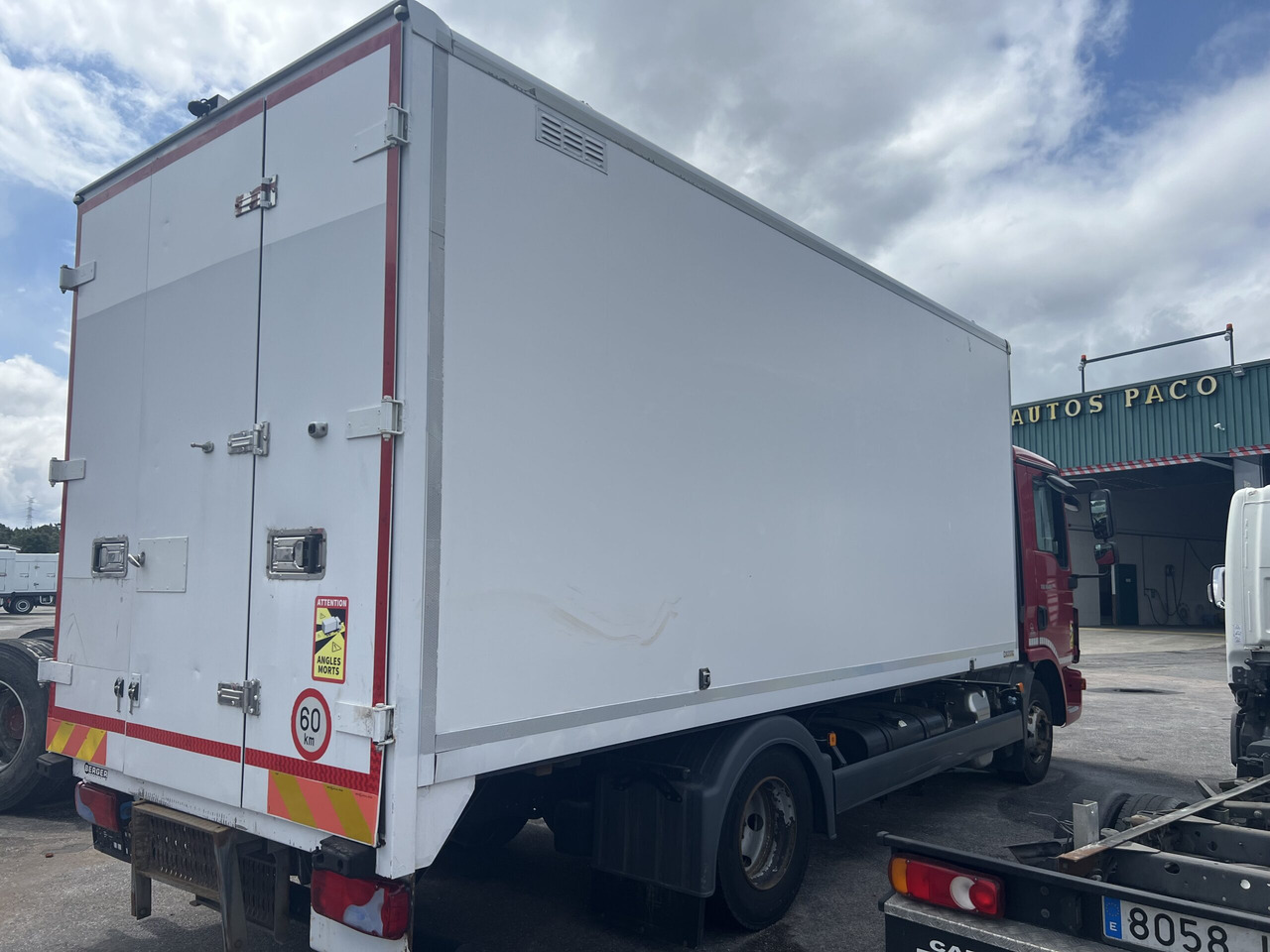 Box truck MAN TGL10.18 CAJA CERRADA O CHASIS: picture 6