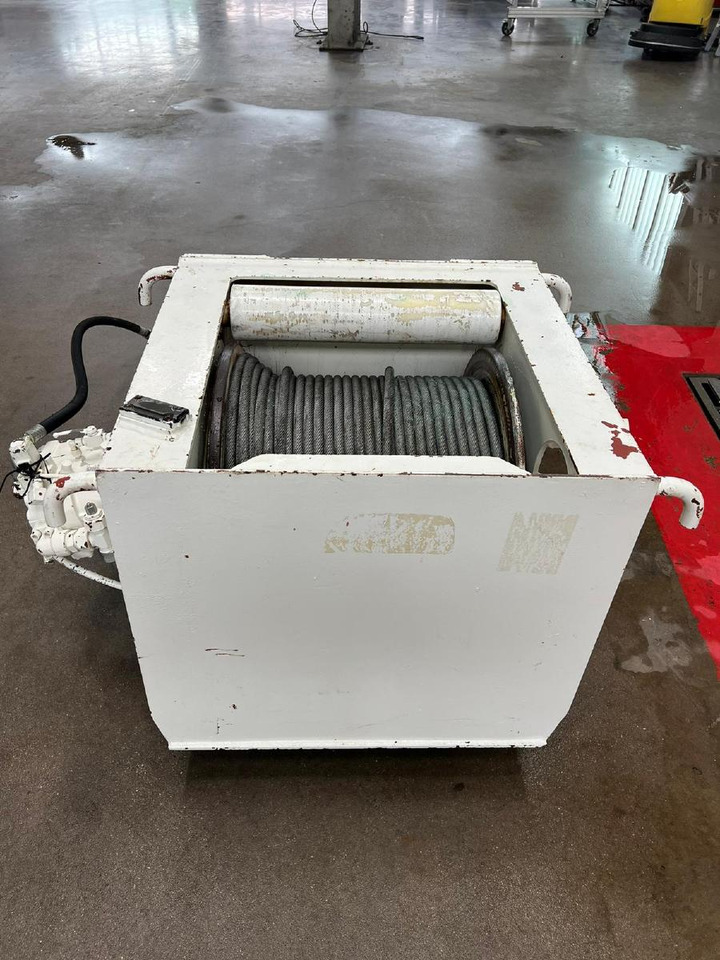 Grove Zubehör GMK 4080 - Hubwinde Nr. 2 inkl. Hubseil - Mobile crane: picture 2 Grove Zubehör GMK 4080 - Hubwinde Nr. 2 inkl. Hubseil - Mobile crane: picture 2