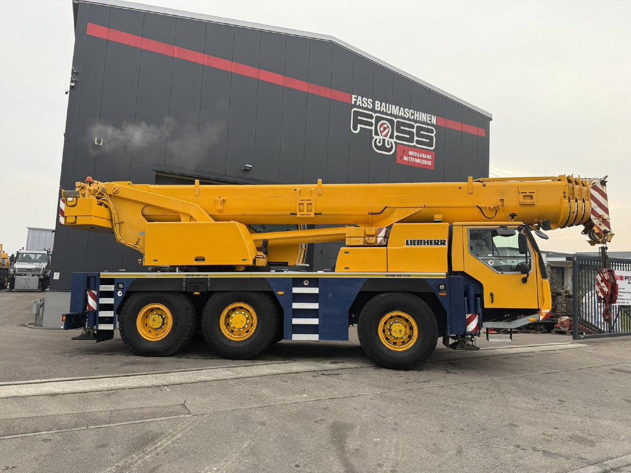 Liebherr LTM 1055-3.1 (06 - 055 996) | 6 x 6 - Mobile crane: picture 5 Liebherr LTM 1055-3.1 (06 - 055 996) | 6 x 6 - Mobile crane: picture 5