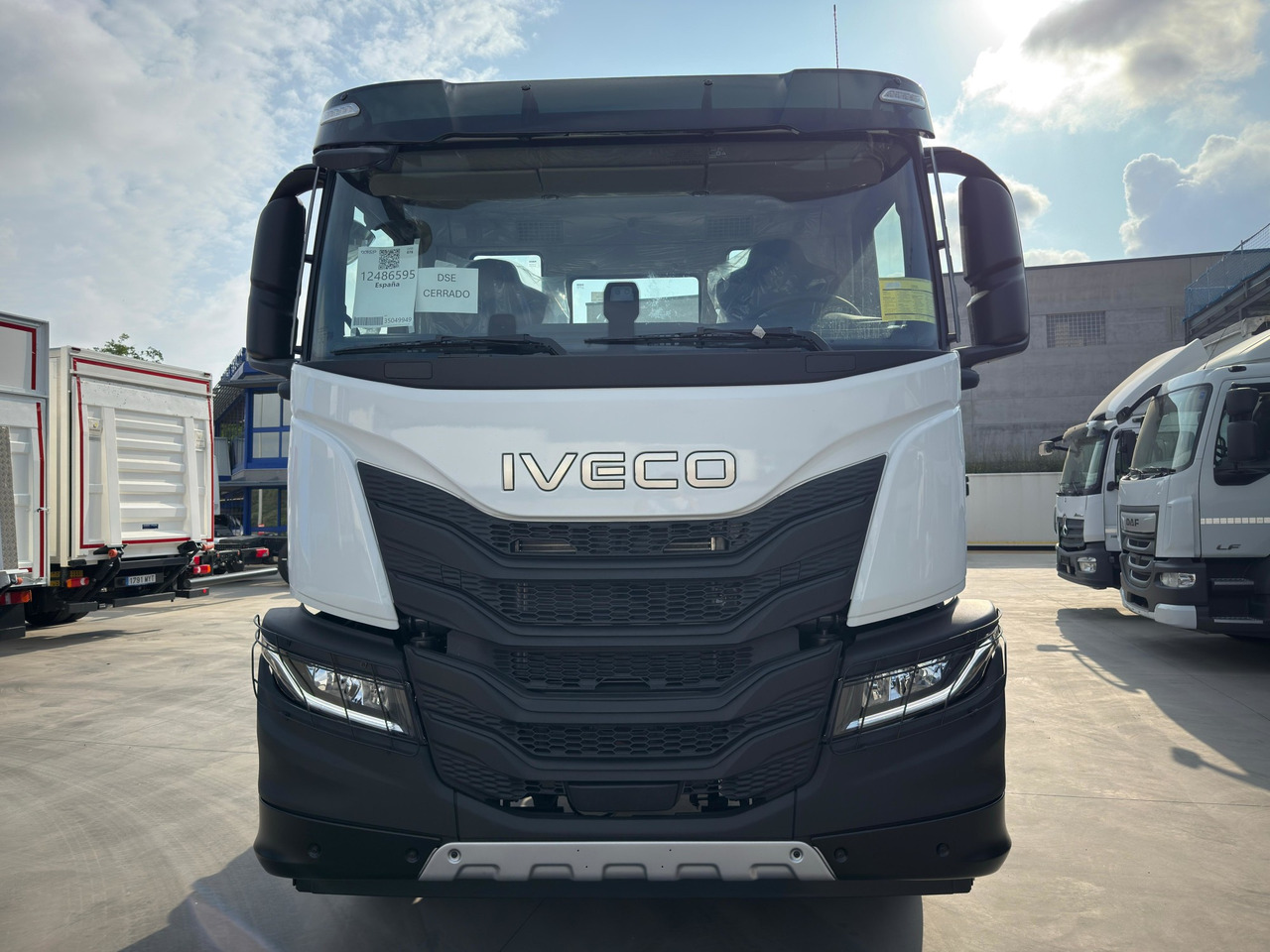 IVECO AD280X40 YPS ON X-WAY E6 (Chassis) - Cab chassis truck: picture 2 IVECO AD280X40 YPS ON X-WAY E6 (Chassis) - Cab chassis truck: picture 2