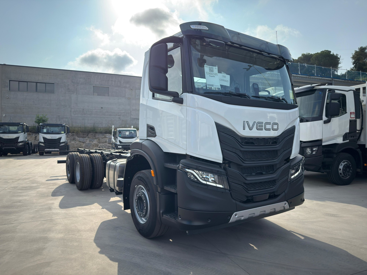 IVECO AD280X40 YPS ON X-WAY E6 (Chassis) - Cab chassis truck: picture 3 IVECO AD280X40 YPS ON X-WAY E6 (Chassis) - Cab chassis truck: picture 3
