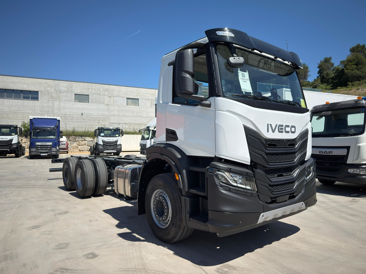 IVECO AD280X40 YPS ON X-WAY E6 (Chassis) - Cab chassis truck: picture 2 IVECO AD280X40 YPS ON X-WAY E6 (Chassis) - Cab chassis truck: picture 2