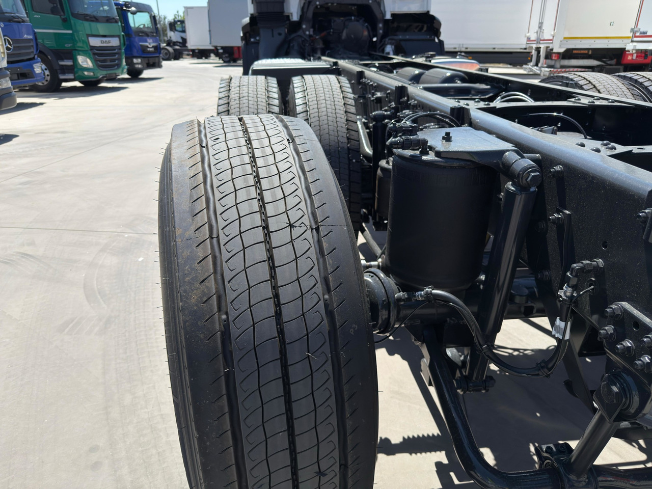 IVECO AD280X40 YPS ON X-WAY E6 (Chassis) - Cab chassis truck: picture 5 IVECO AD280X40 YPS ON X-WAY E6 (Chassis) - Cab chassis truck: picture 5