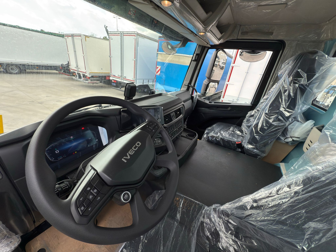 Cab chassis truck IVECO AD380T46 6x4 E6 (Chassis): picture 6 Cab chassis truck IVECO AD380T46 6x4 E6 (Chassis): picture 6