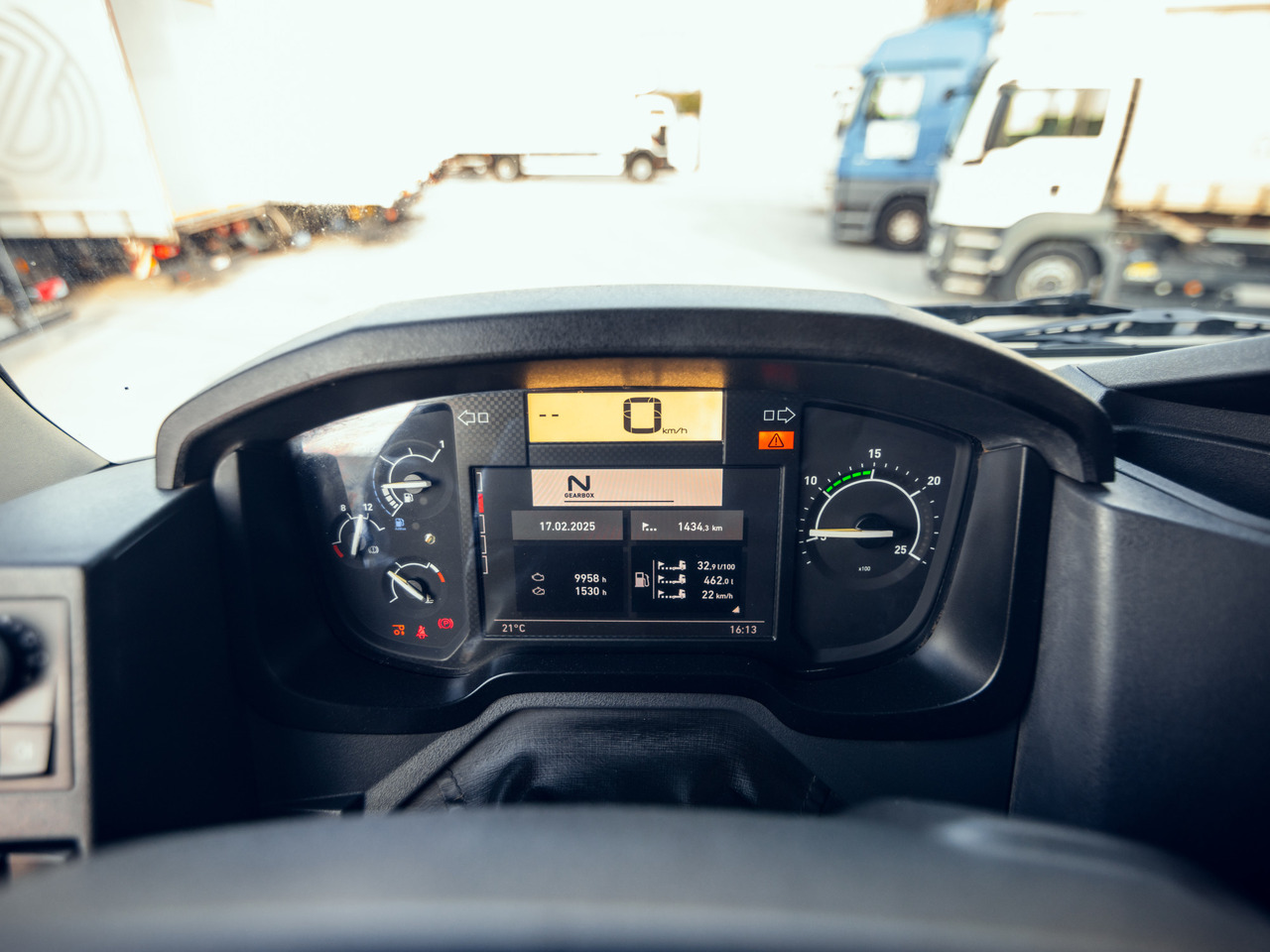 Cab chassis truck RENAULT C460 E6 (Chassis): picture 8