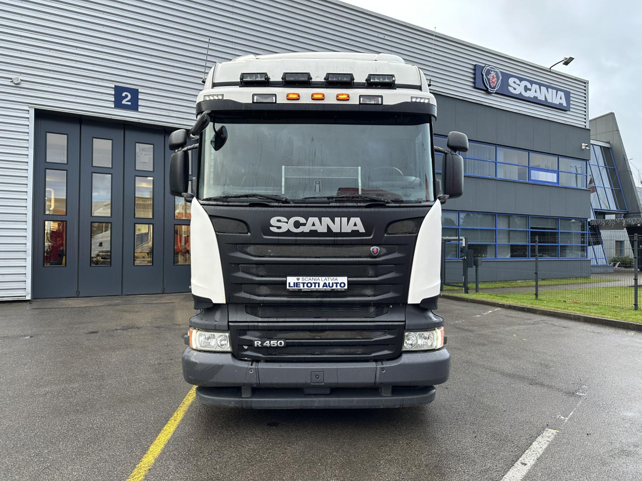 SCANIA R 450 LB8x4*4HNB - Cab chassis truck: picture 3 SCANIA R 450 LB8x4*4HNB - Cab chassis truck: picture 3