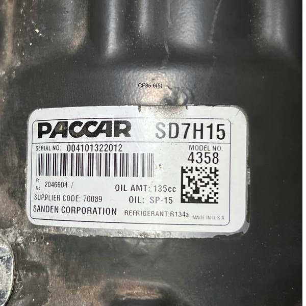 DAF 2020 - A/C compressor: picture 2 DAF 2020 - A/C compressor: picture 2
