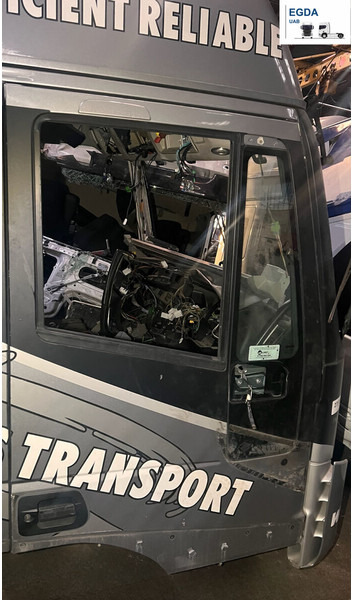 Iveco Stralis - Door and parts: picture 1 Iveco Stralis - Door and parts: picture 1