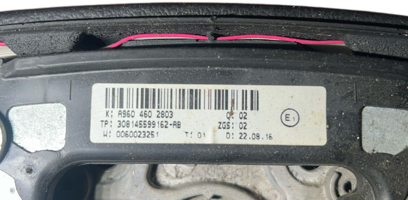 Mercedes-Benz - Steering wheel: picture 4 Mercedes-Benz - Steering wheel: picture 4