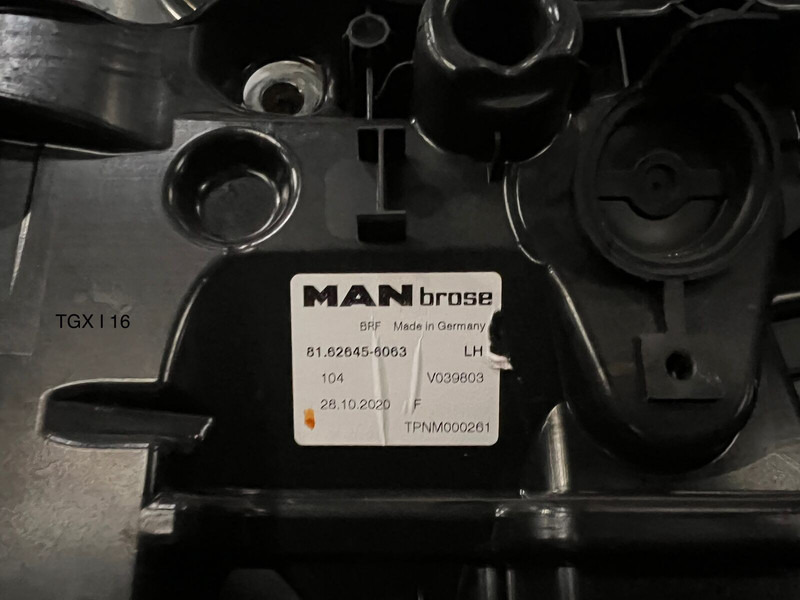 MAN - Spare parts: picture 3 MAN - Spare parts: picture 3