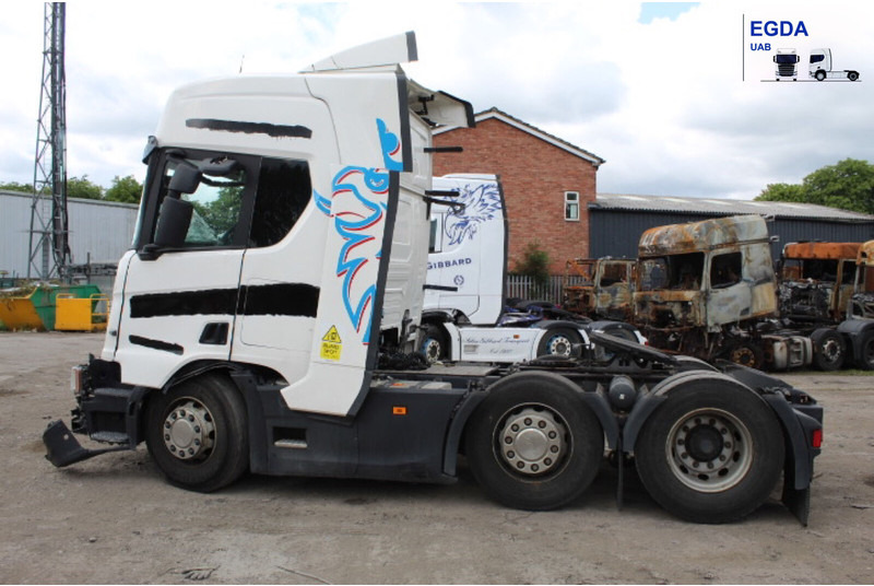 Scania R450 - Tractor unit: picture 5 Scania R450 - Tractor unit: picture 5