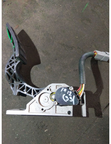 Volvo FH12 - Pedal: picture 1 Volvo FH12 - Pedal: picture 1