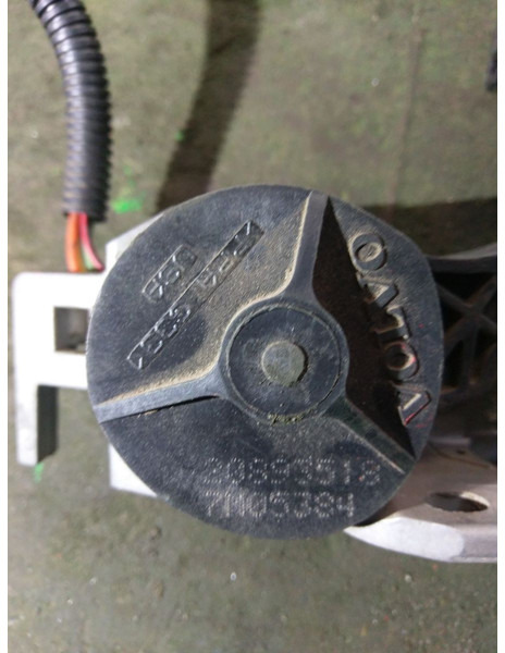 Volvo FH12 - Pedal: picture 3 Volvo FH12 - Pedal: picture 3