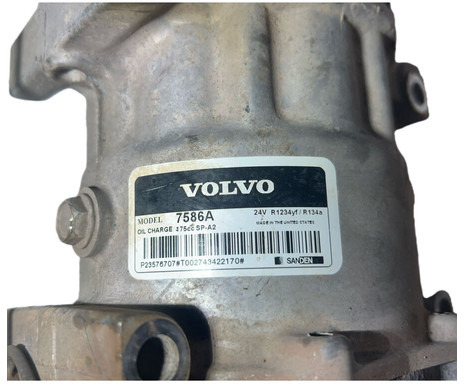 Volvo - A/C compressor: picture 2 Volvo - A/C compressor: picture 2
