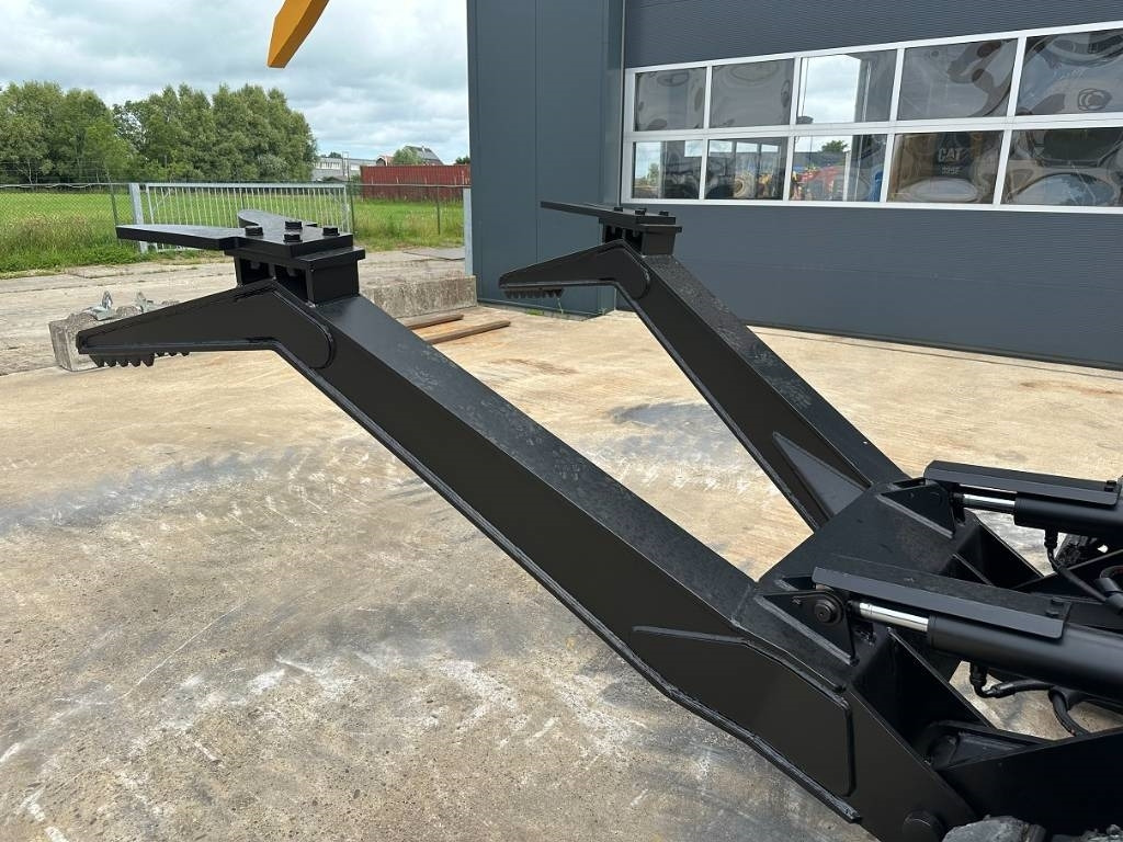 Demolition excavator CAT 313 F LGC CAR DISMANTLER: picture 7