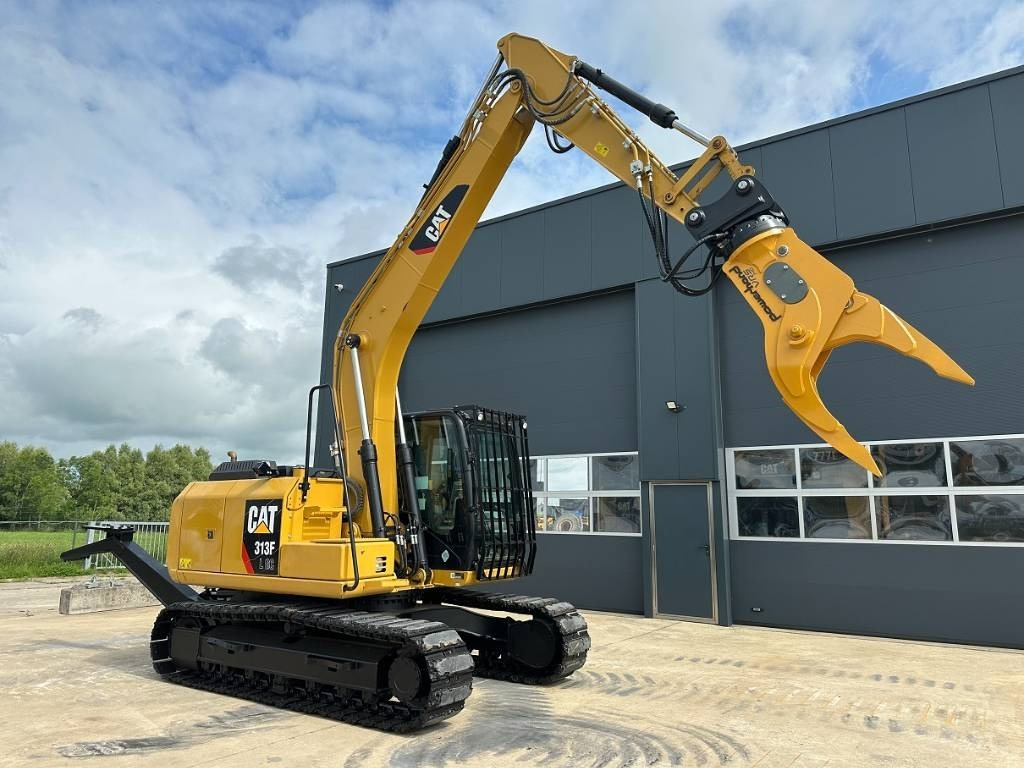 CAT 313 F LGC CAR DISMANTLER  - Demolition excavator: picture 2 CAT 313 F LGC CAR DISMANTLER  - Demolition excavator: picture 2