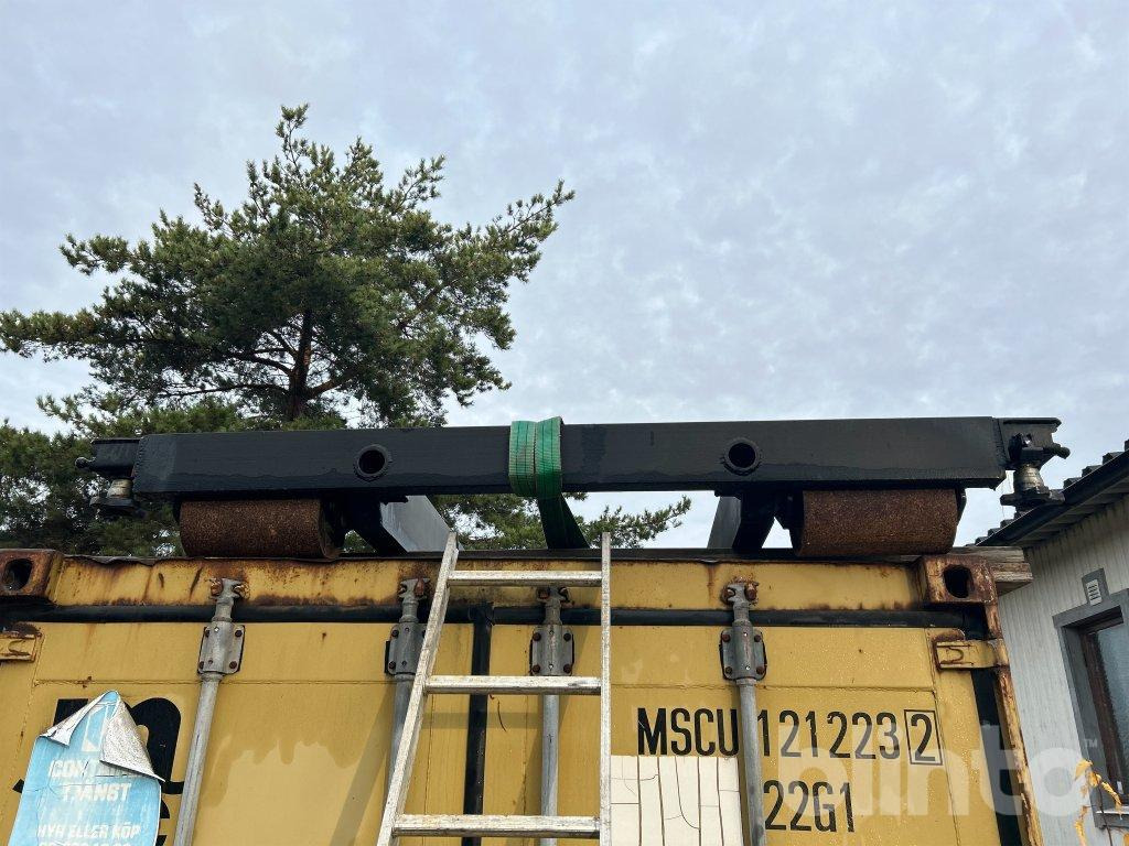 24 ton med 20 fots kontainerfäste - Roll-off container: picture 4 24 ton med 20 fots kontainerfäste - Roll-off container: picture 4