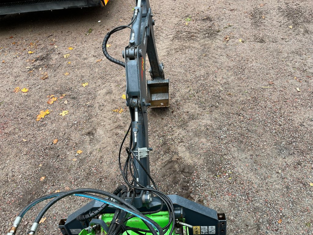 Avant 210 med 3 st skopor - Excavator: picture 5 Avant 210 med 3 st skopor - Excavator: picture 5