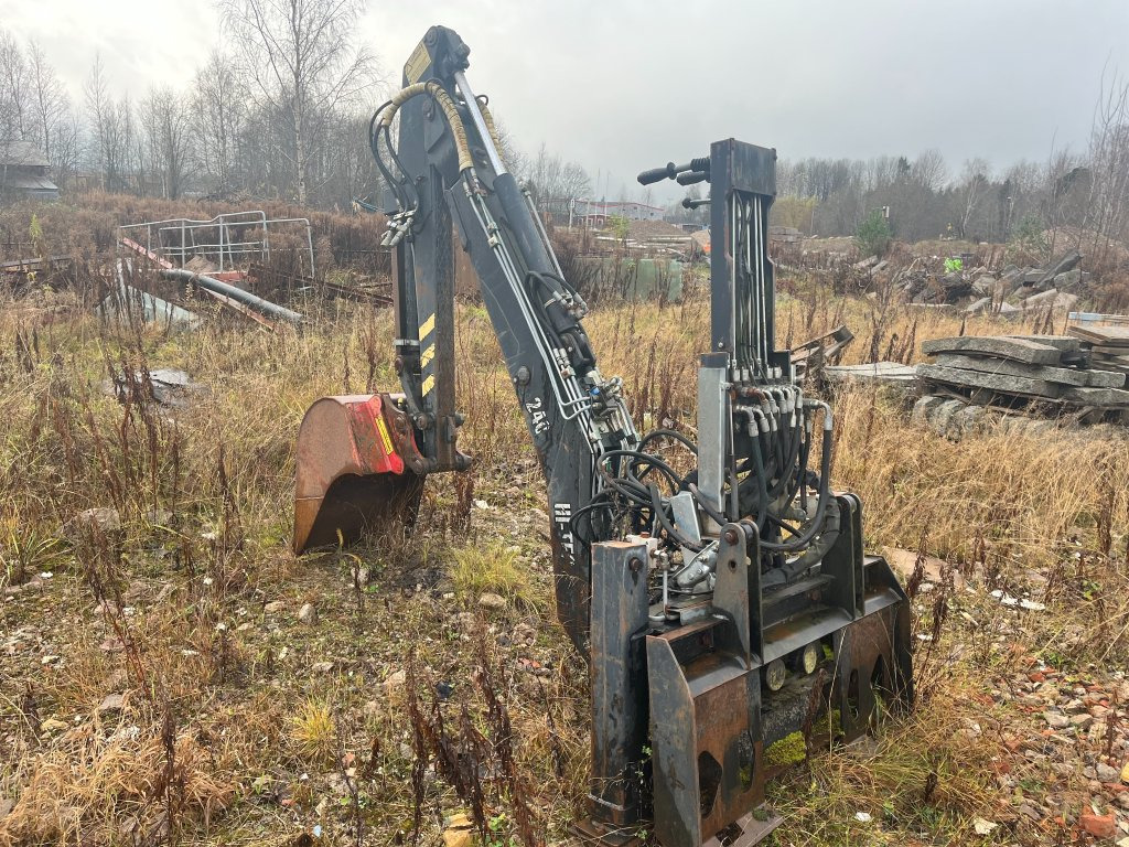 Bobcat H240 - Excavator: picture 5 Bobcat H240 - Excavator: picture 5