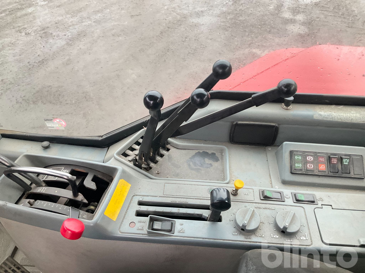 Farm tractor CASE-IH MAGNUM 7230: picture 38 Farm tractor CASE-IH MAGNUM 7230: picture 38