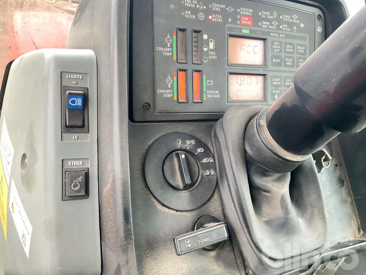 Farm tractor CASE-IH MAGNUM 7230: picture 44 Farm tractor CASE-IH MAGNUM 7230: picture 44