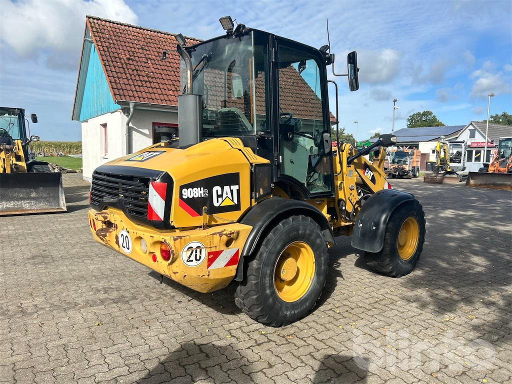 CAT 908 H2 (2013) - Wheel loader: picture 3 CAT 908 H2 (2013) - Wheel loader: picture 3