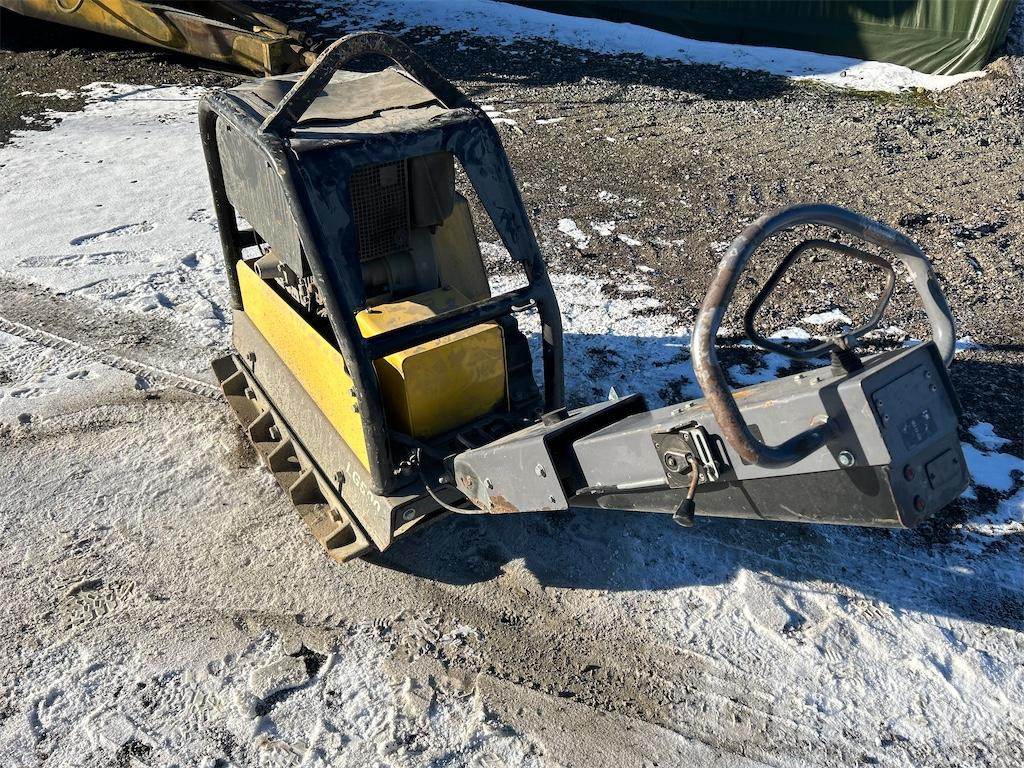 Dynapac LG500 - Vibratory plate: picture 4 Dynapac LG500 - Vibratory plate: picture 4