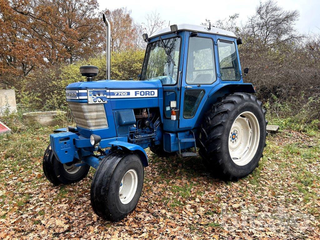 FORD 7700 - Farm tractor: picture 1 FORD 7700 - Farm tractor: picture 1