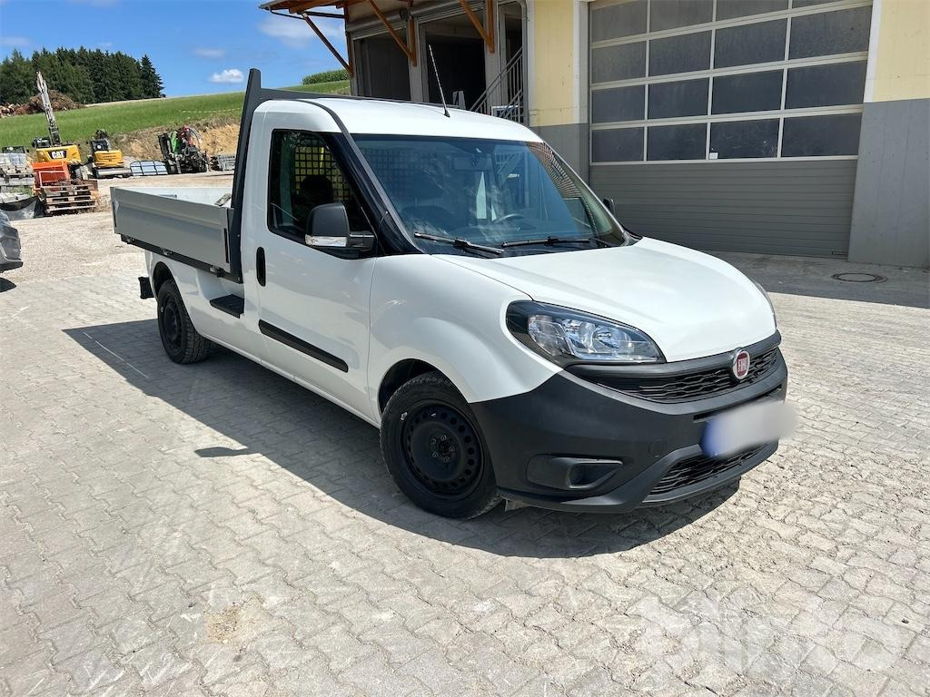Fiat Doblo Work Up (2022) - Flatbed van: picture 2 Fiat Doblo Work Up (2022) - Flatbed van: picture 2