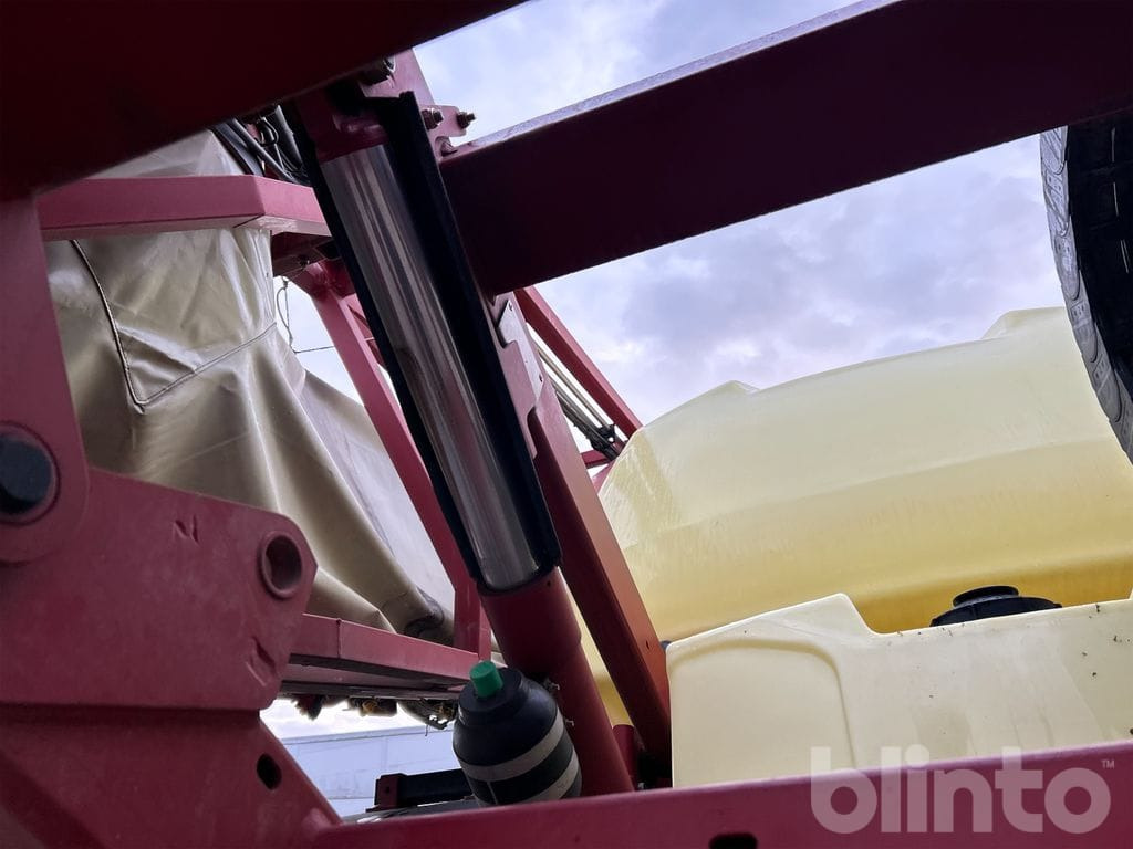 Sprayer Hardi Commander CM11 7000 I - Nybesiktigad: picture 43