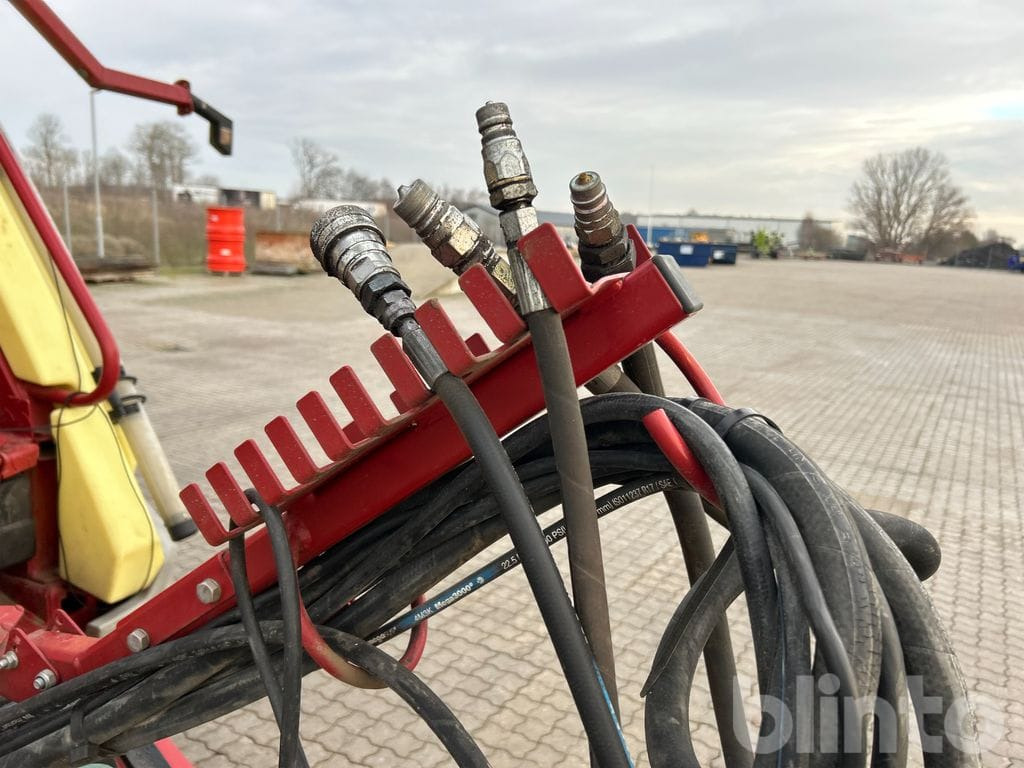 Sprayer Hardi Commander CM11 7000 I - Nybesiktigad: picture 13