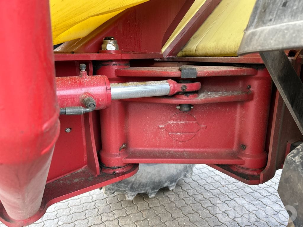 Sprayer Hardi Commander CM11 7000 I - Nybesiktigad: picture 48