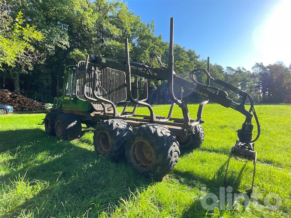 Harvester John Deere 810D (2006) - Forwarder: picture 2 Harvester John Deere 810D (2006) - Forwarder: picture 2