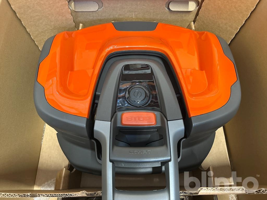 Husqvarna Automower - Garden mower: picture 3 Husqvarna Automower - Garden mower: picture 3
