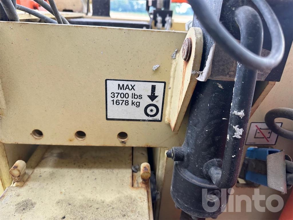 Scissor lift JLG 4069LE: picture 15