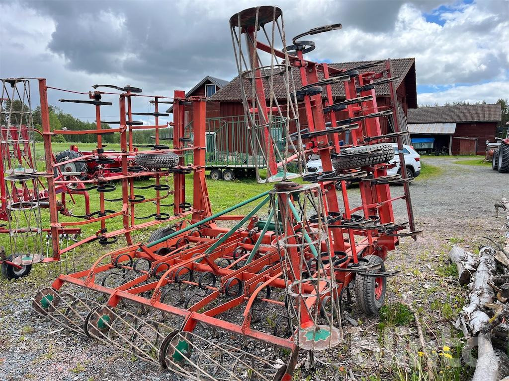 Kverneland Mod A - Harrow: picture 4 Kverneland Mod A - Harrow: picture 4