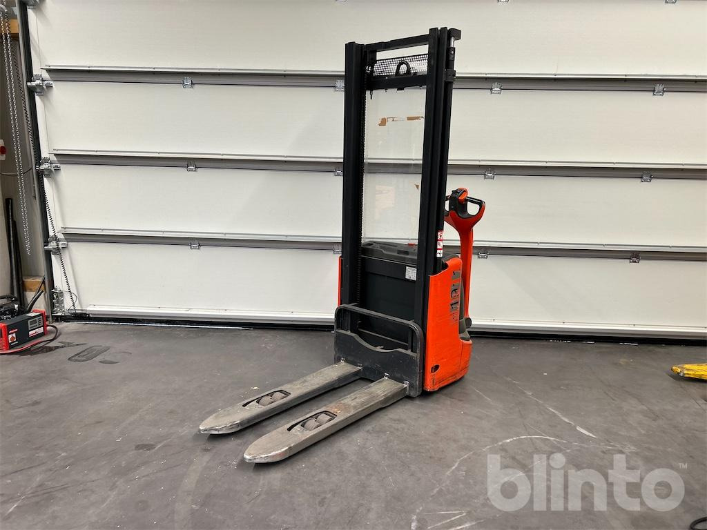Linde L12 (2019) - Stacker: picture 1 Linde L12 (2019) - Stacker: picture 1