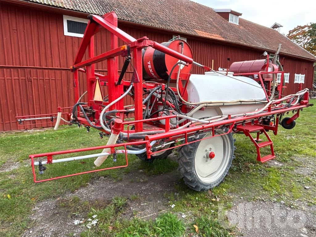 Lindus 2000 L - Trailed sprayer: picture 5 Lindus 2000 L - Trailed sprayer: picture 5