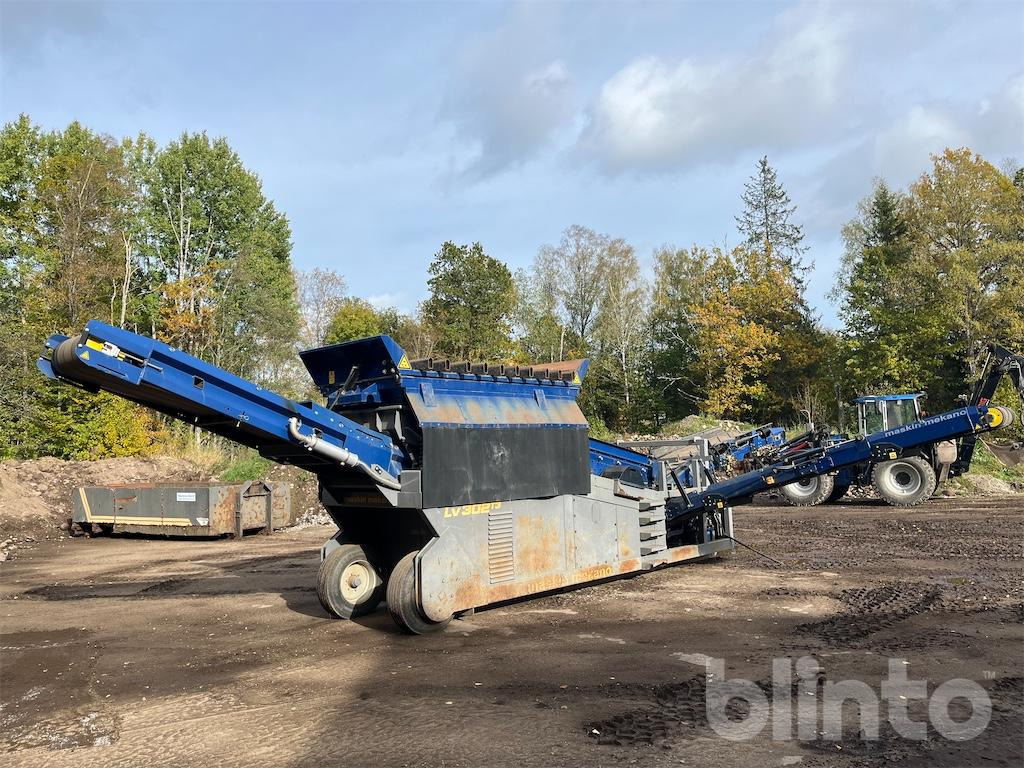 Maskin Mekano Lv 303 T3 på lastväxlarram - Screener: picture 3 Maskin Mekano Lv 303 T3 på lastväxlarram - Screener: picture 3