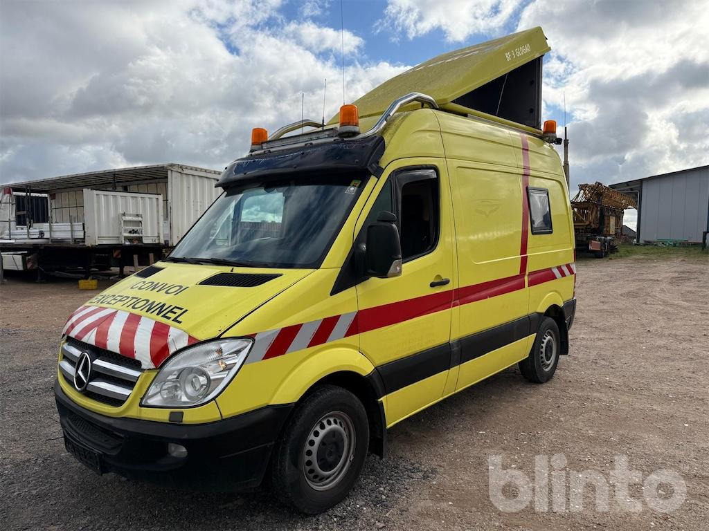 Mercedes-Benz Sprinter (2011) - Panel van, Municipal/ Special vehicle: picture 1 Mercedes-Benz Sprinter (2011) - Panel van, Municipal/ Special vehicle: picture 1