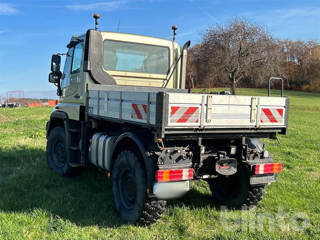Mercedes-Benz U300 (2010) - Dropside/ Flatbed truck: picture 4 Mercedes-Benz U300 (2010) - Dropside/ Flatbed truck: picture 4