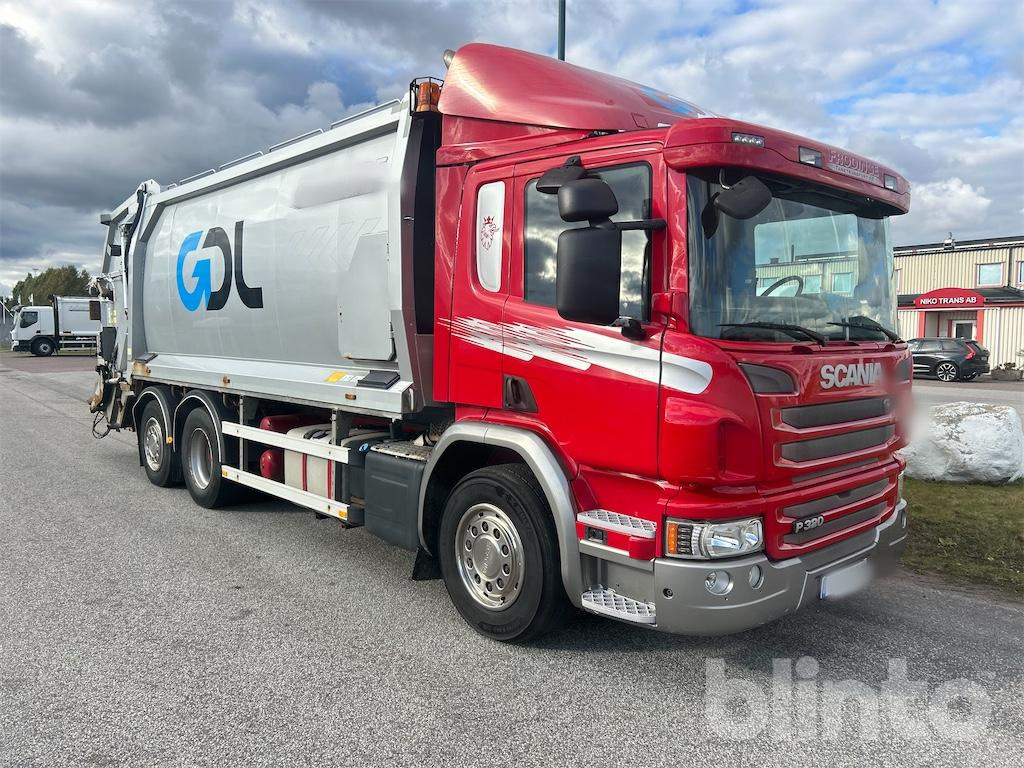 SCANIA P320LB6X2*4HNB - Garbage truck: picture 4 SCANIA P320LB6X2*4HNB - Garbage truck: picture 4